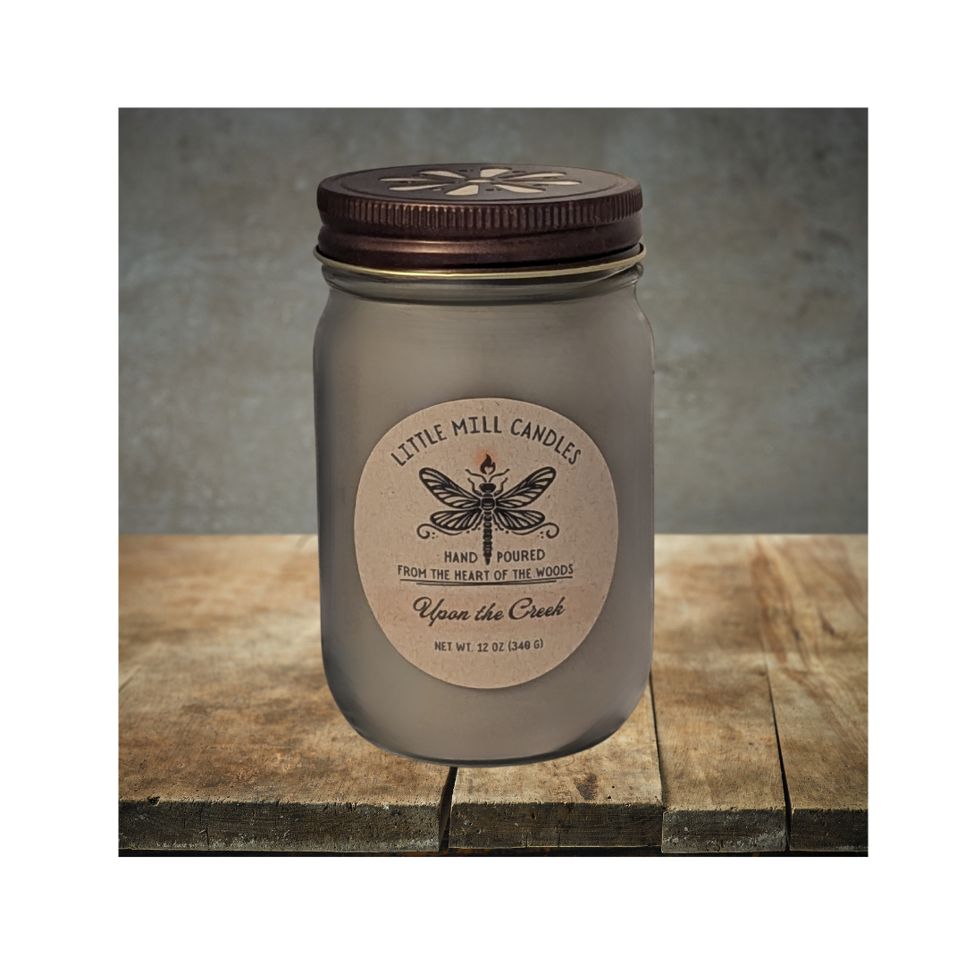 UPON THE CREEK - SCENTED CANDLE - GRAY GREEN