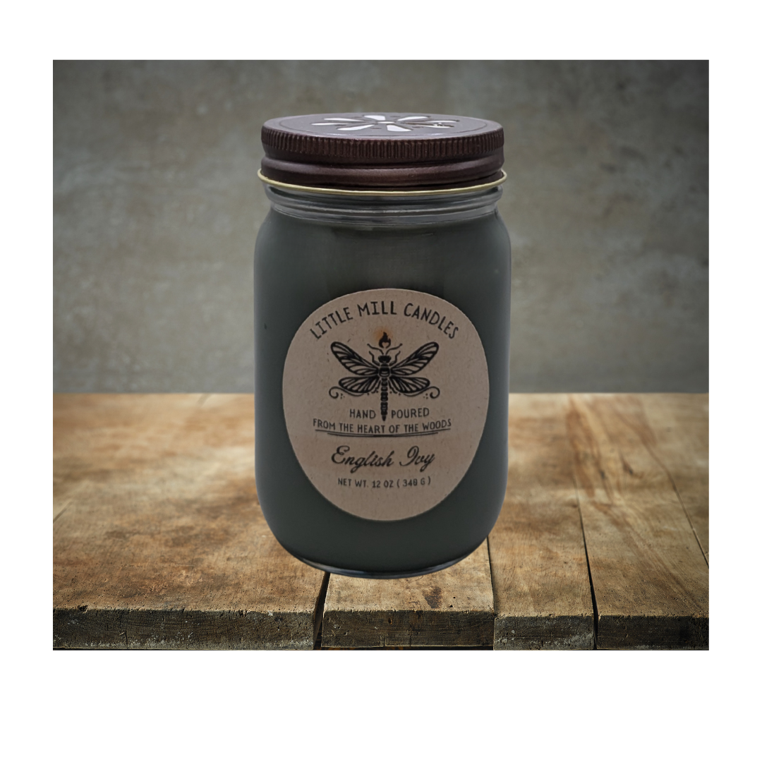 ENGLISH IVY - SCENTED CANDLE - SAGE GREEN