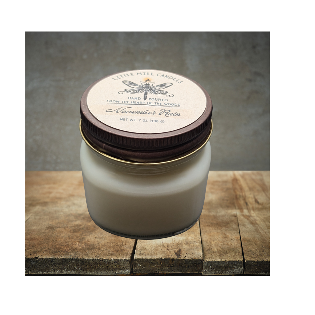NOVEMBER RAIN - SCENTED CANDLE - WHITE