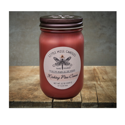 KICKING PINE CONES - SCENTED CANDLE - TERRACOTTA