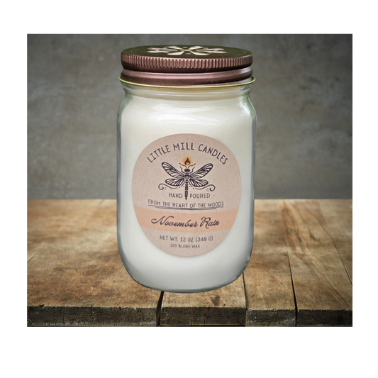 NOVEMBER RAIN - SCENTED CANDLE - WHITE