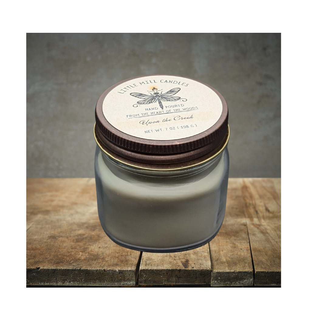 UPON THE CREEK - SCENTED CANDLE - GRAY GREEN
